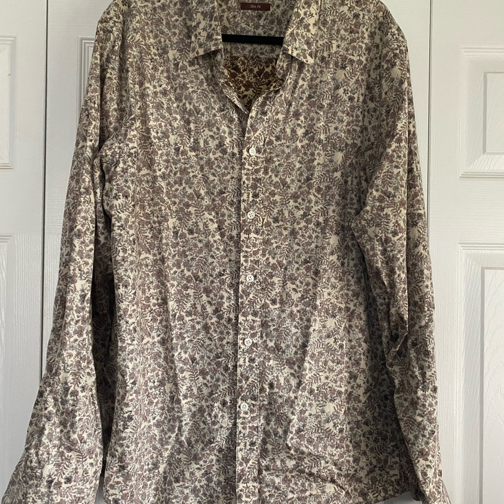 Men’s Perry Ellis Long Sleeve Button Down Shirt